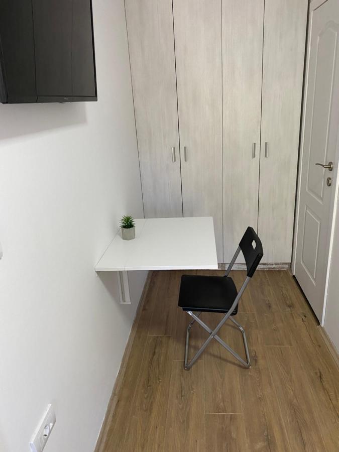Omis Rooms Pančevo Екстериор снимка