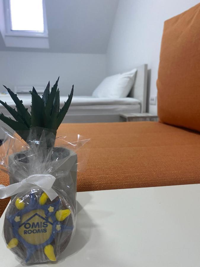 Omis Rooms Pančevo Екстериор снимка